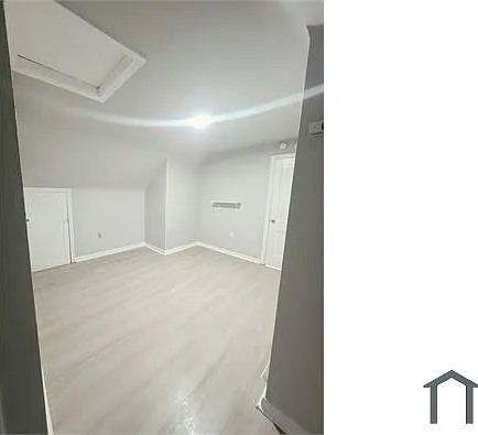 3 bed, 1708 sqft, $2,300 — Photo 4