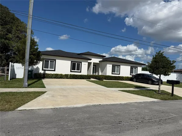12047-12049 SW 213th St, Miami, FL 33177