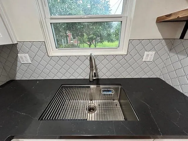 543 N Hagar St — Photo 8