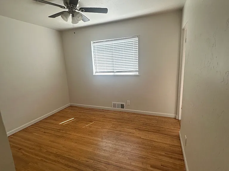 1220 Garcia St NE #1 — Photo 8