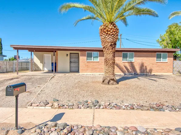 6549 E David Dr, Tucson, AZ 85730