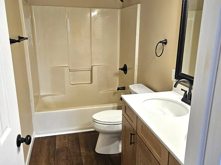 10279 Rosewood Ct — Photo 22