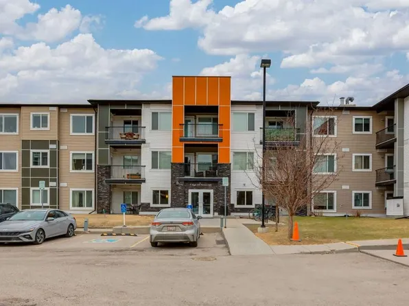 4 W Sage Hill Ter NW #304, Calgary, AB T3R 0W4