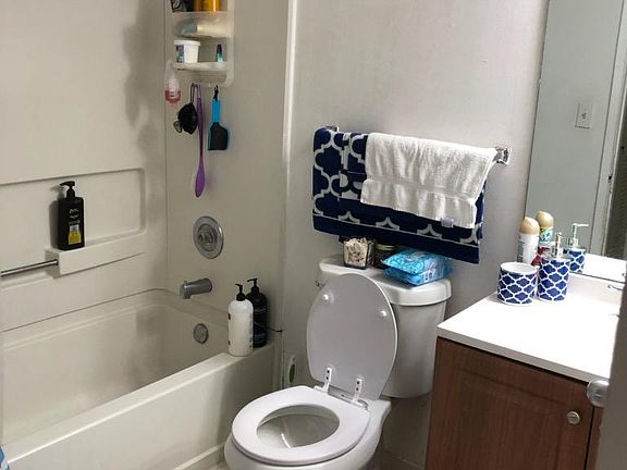 4th image of 7035 Miami Gardens Dr APT D503