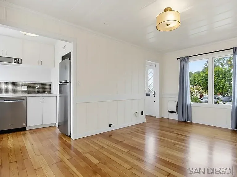 741 Arenas St — Photo 9
