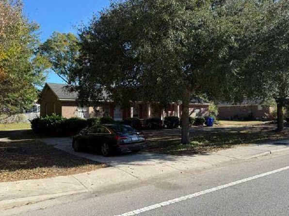 charleston-south-carolina-63780859 picture