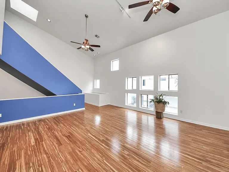 1428 Bailey St — Photo 20