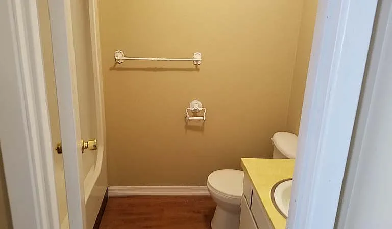 1135 Caliente Dr #2 — Photo 7