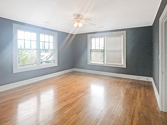 5th image of 607 Townes St APT 3