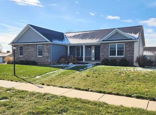 1107 Devon Ln, Washington, IL 61571