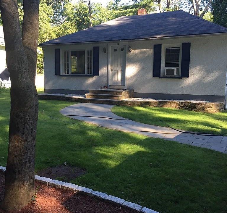 1st image of 98 Parker St