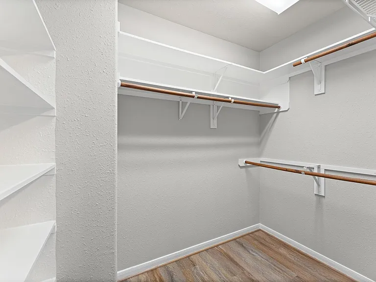 135 S Spinning Wheel Cir — Photo 17
