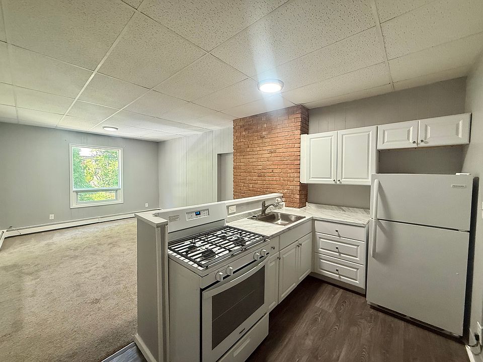 1st image of 5 Linden Ave #1R