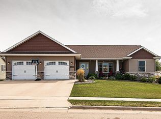 5357 Park Pl, Asbury, IA 52002