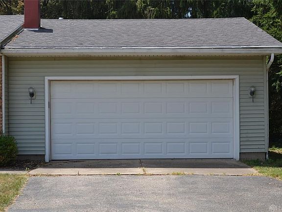 3rd image of 4258 Urbana Moorefield Pike