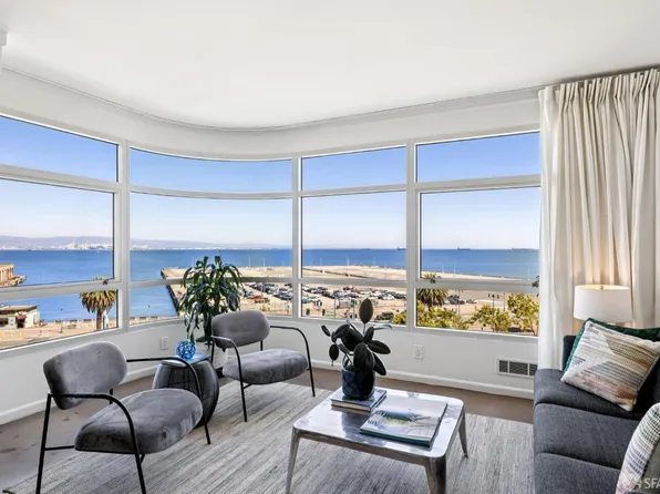 38 Bryant St APT 701, San Francisco, CA 94105