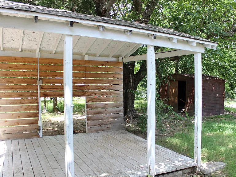1807 W Scott St — Photo 18