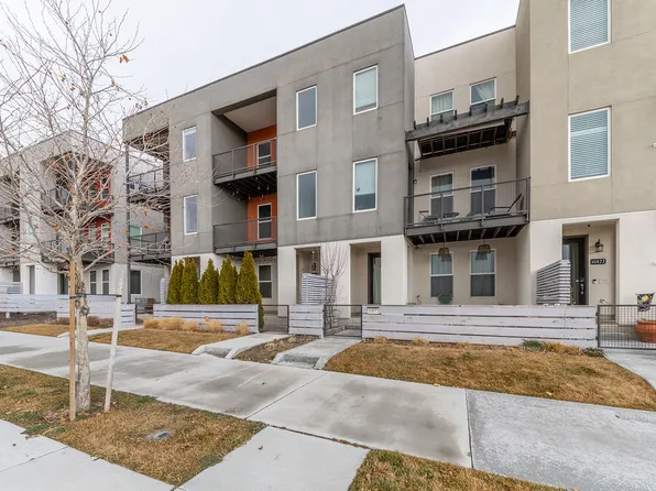 10871 S Lake Run Rd #195, South Jordan, UT 84009