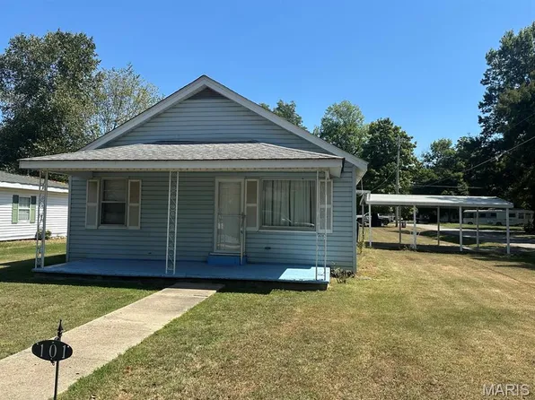 101 White Row Ave, Gideon, MO 63848