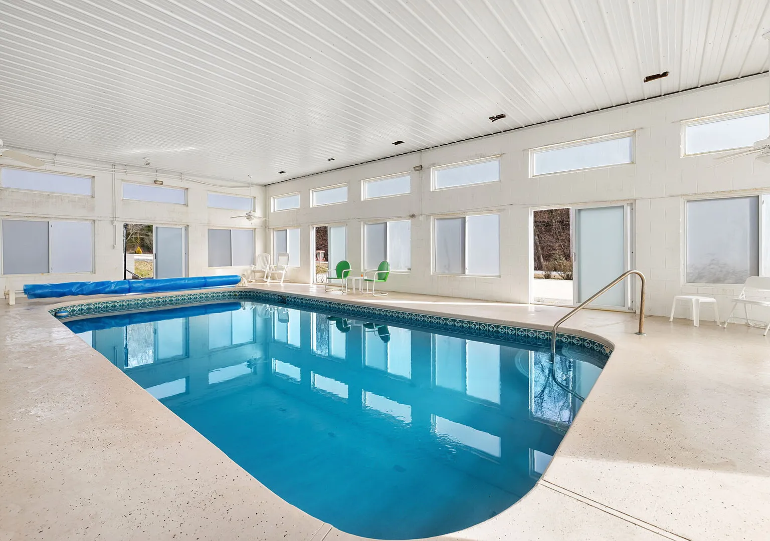 Adventure Awaits | Indoor pool & Pickleball Court — Photo 1