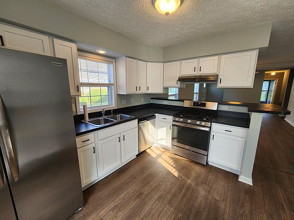 5th image of 3120 22nd Street Ln NE #3120