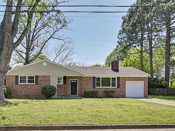 2nd image of 319 Pasture Ln