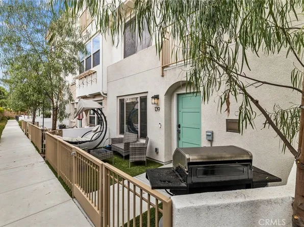 139 E Knox Dr, La Habra, CA 90631