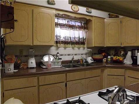 5th image of 6709 Esteban Ln