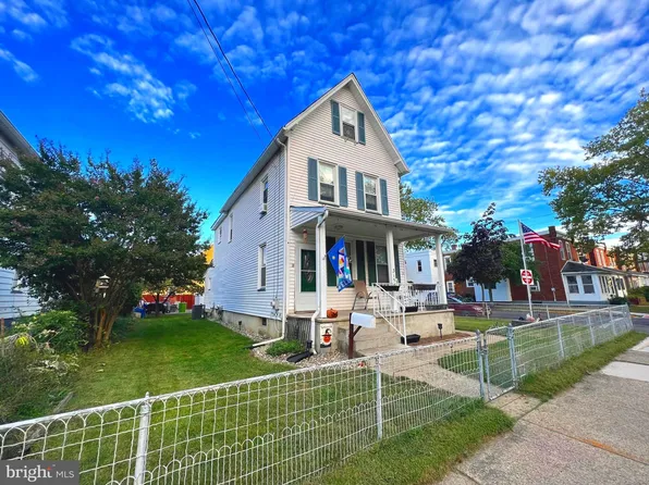 313 Middleton St, Riverside, NJ 08075