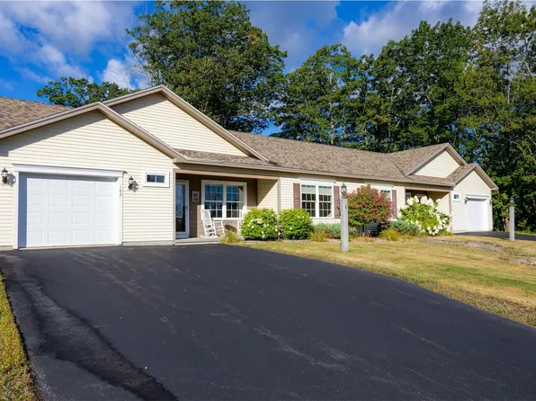 2 Berry Lane #102, Biddeford, ME 04005