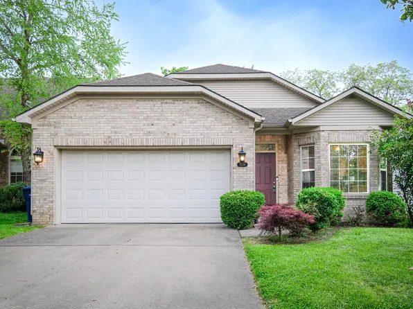 2204 Market Garden Ln, Lexington, KY 40509