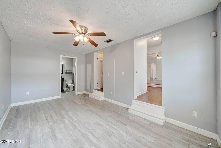 108 N Marie Dr — Photo 22