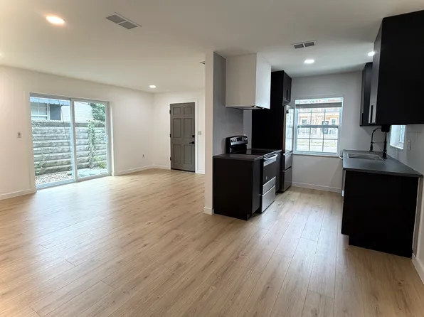 1407 Park Lake St, Orlando, FL 32803