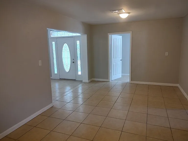 3010 E Idlewild Ave — Photo 4