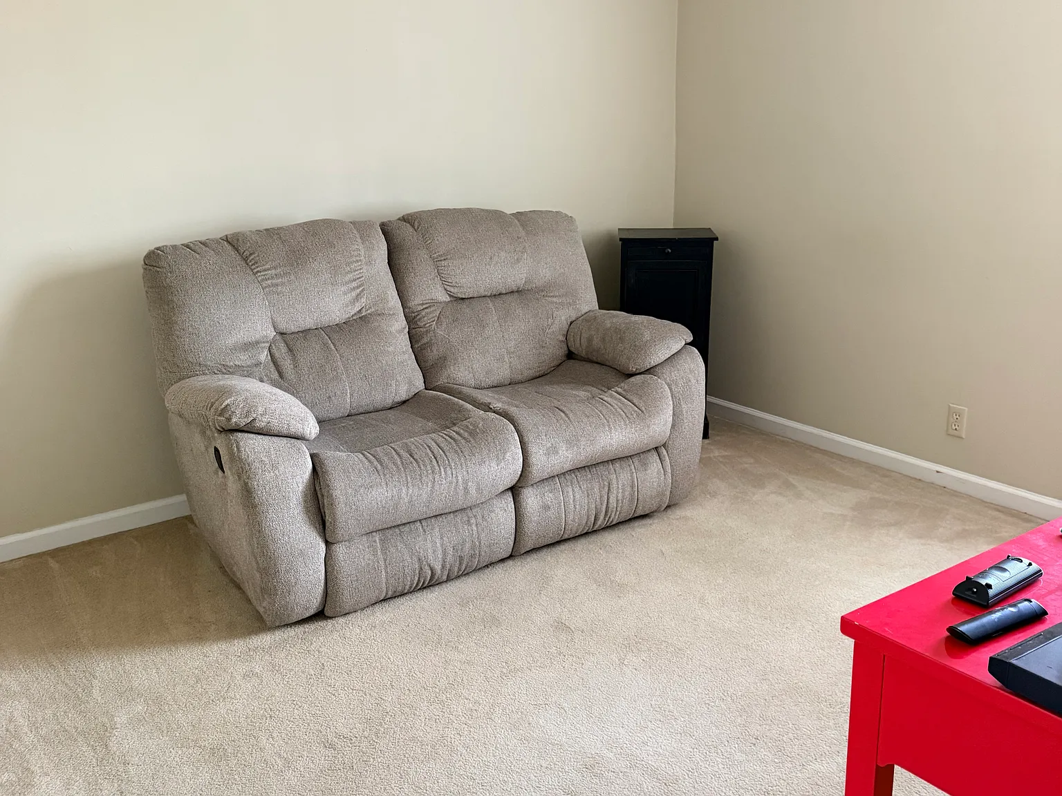 45 Hamilton Dr — Photo 3