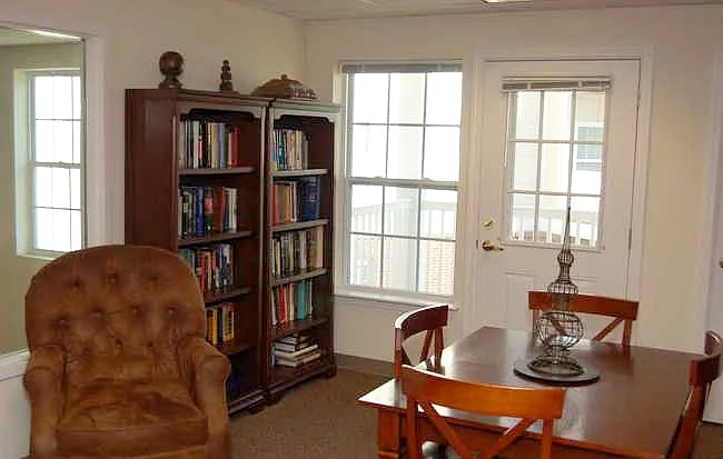 Westview Apartments — Photo 13