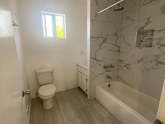 5th image of 5112 Oakland St #201