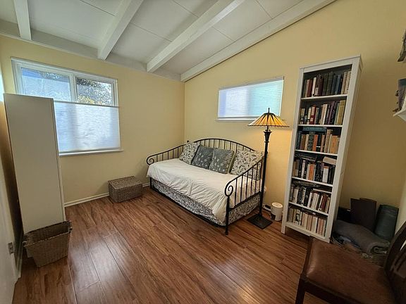5th image of 318 Palisades Dr