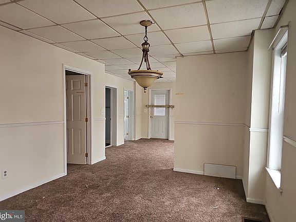 4th image of 3226 S Main Rd