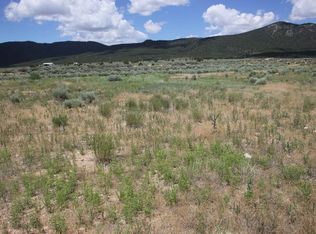 10 Shirley Rd, Questa, NM 87556