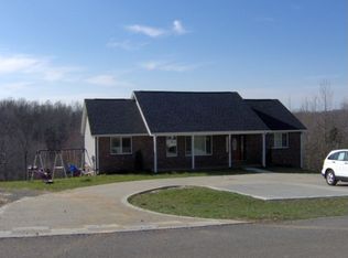 289 Carl Taylor Rd, Tennessee Ridge, TN 37178