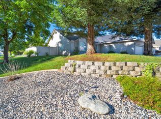 1397 Empress Ln, Redding, CA 96002