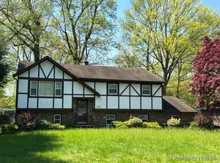 940 Knollwood Ct, Plainfield, NJ 07062