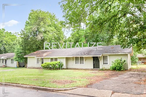 1815 Ogburn Avenue (Duplex) Photo 1