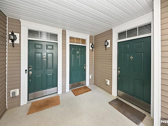 2nd image of 62 Autumn Way #69