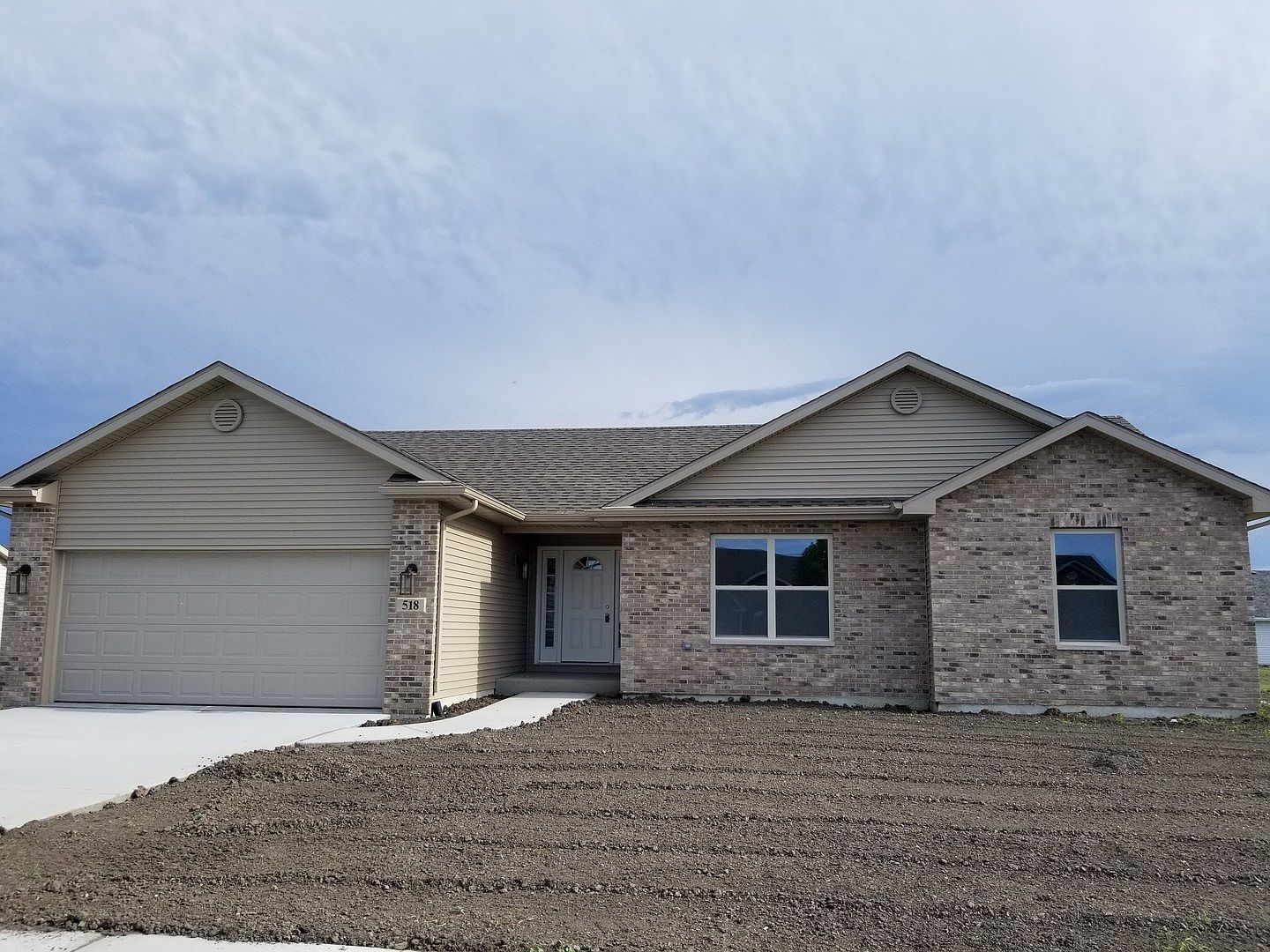 518 Lloyd Dr, Dwight, IL 60420 Zillow