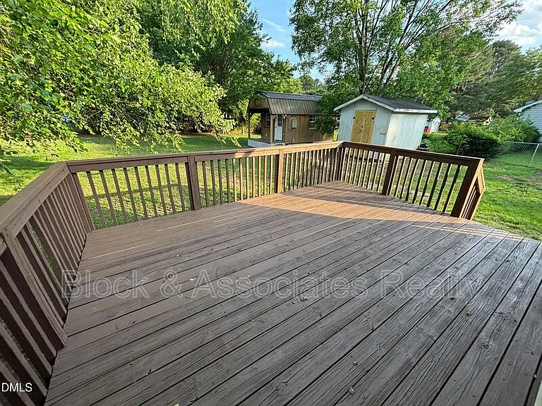 170 Devin Dr — Photo 29