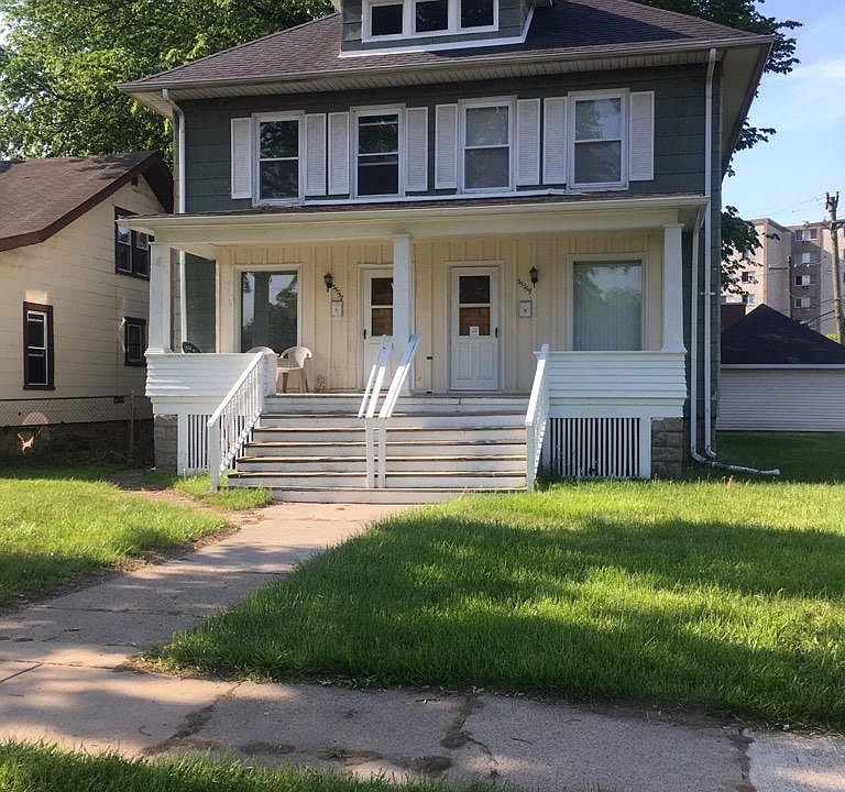 The right side of the original townhouse style duplex