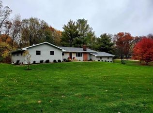 6816 W Gate Rd, Roscoe, IL 61073