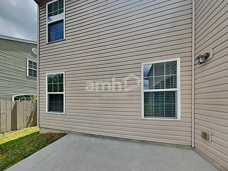 10 Pfeiffer Ct — Photo 18